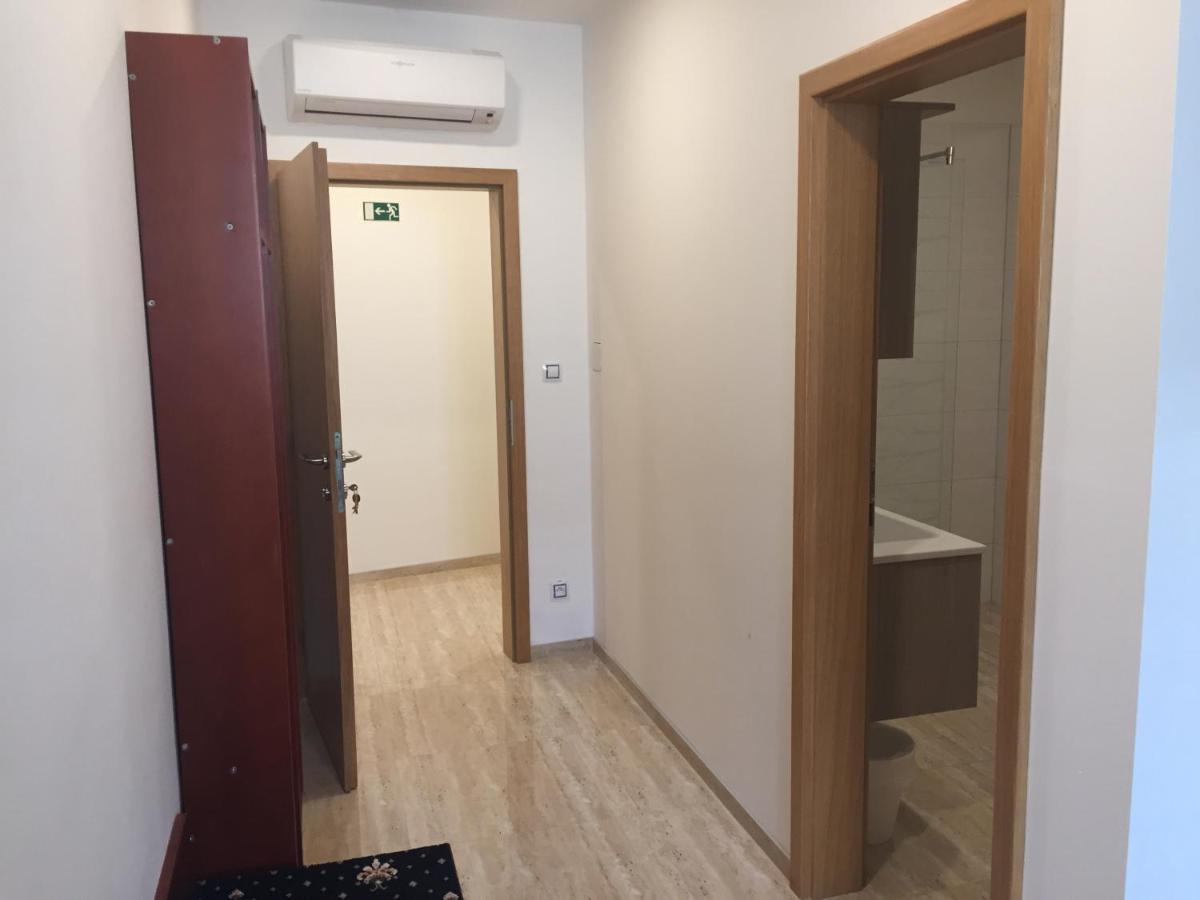 Penzion Za radnicí Valtice Exterior foto